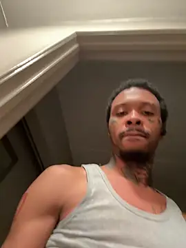 urnewfantasyzzz online show from March 4, 3:46 am