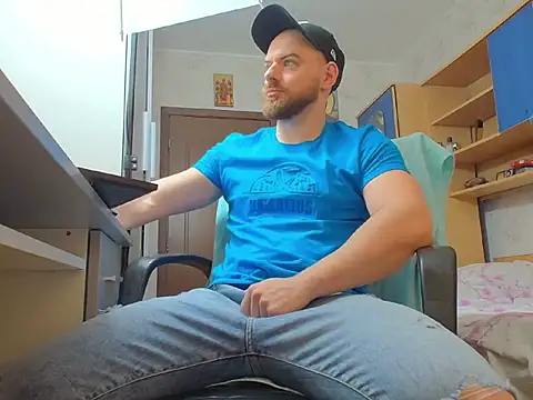 Ryanstone  online show from February 26, 6:15 am