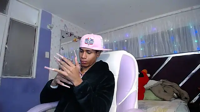 Santy bigcock 01 online show from July 13, 5:48 pm