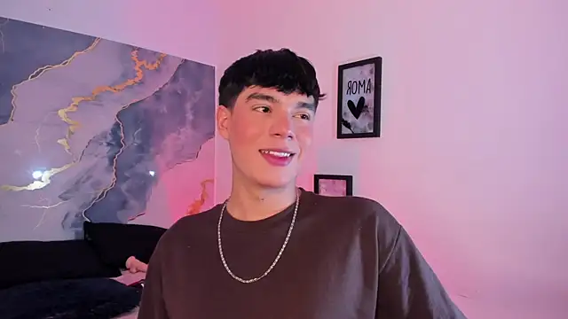 Isaac Kurtt online show from November 27, 7:39 pm