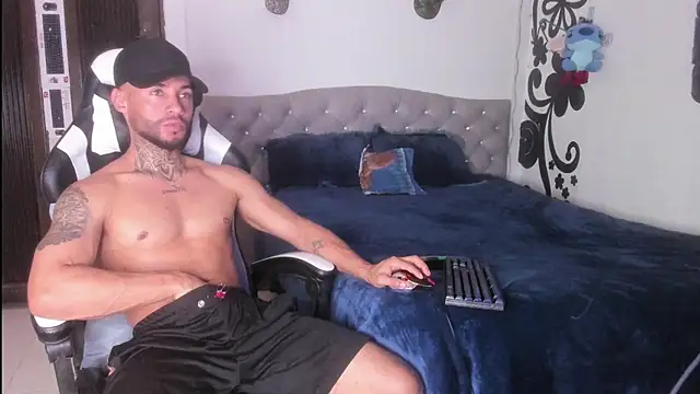 couple-hothot online show from November 24, 8:54 pm