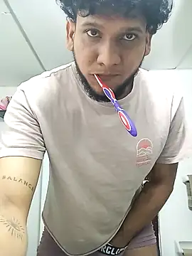 prototipoA45 online show from April 3, 11:56 pm