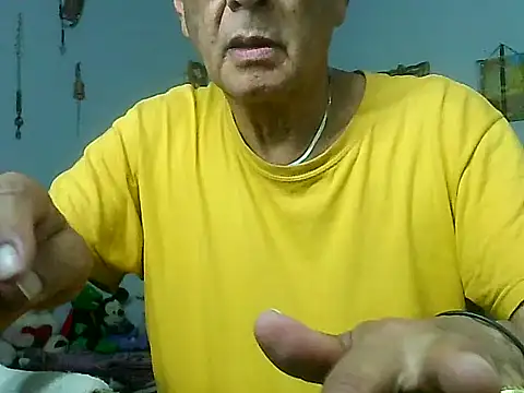 dirtysluttyfist online show from December 4, 3:52 pm