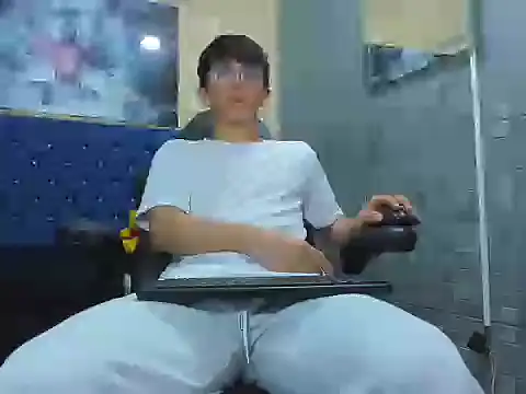 ElanGiraldo online show from March 27, 11:27 pm