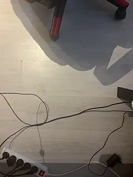 christophecamzzl online show from November 28, 9:55 am