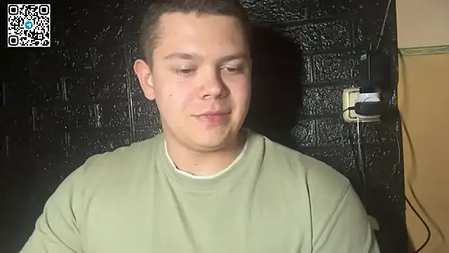 CuteButNaughty  online show from March 30, 8:43 pm