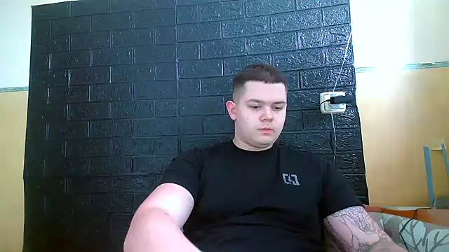 CuteButNaughty  online show from February 15, 1:08 pm