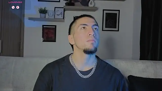 AresMassimoX online show from November 23, 5:29 am