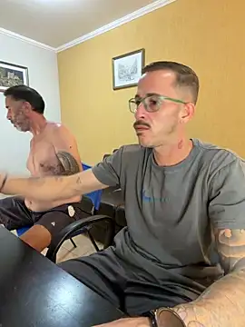 Lucasjandre online show from May 1, 9:06 pm