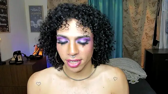 Angel White25 online show from March 6, 6:10 am