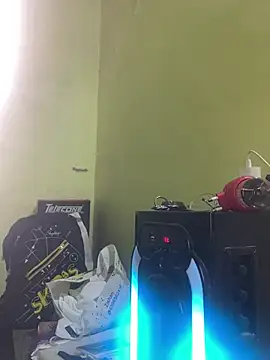 hotyyyyjonny online show from April 13, 4:07 pm