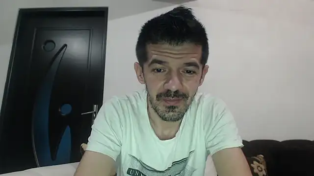 Dale E online show from December 2, 5:54 am