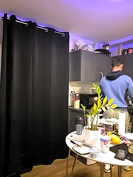 Mystery Mark online show from April 12, 7:37 pm