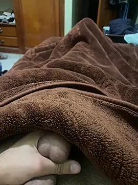 yassssst online show from April 12, 7:15 pm