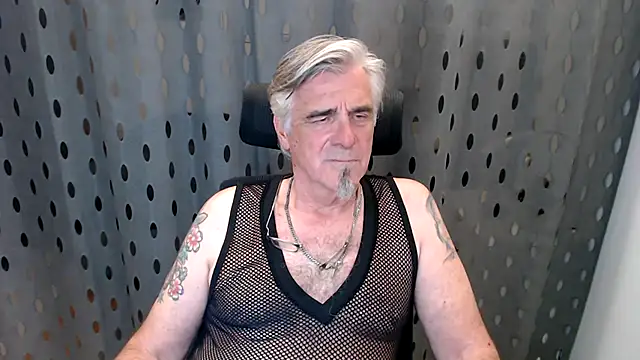 Buidapest online show from July 14, 10:21 am