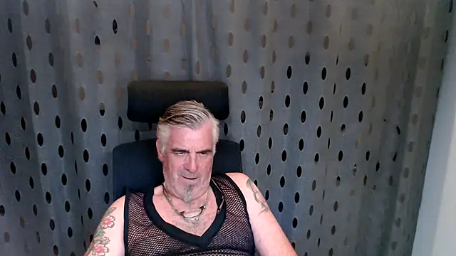 Buidapest online show from July 13, 12:02 am