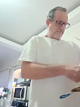 nard53 online show from December 14, 8:54 am