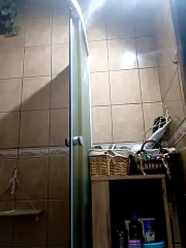 12followme12 online show from March 1, 11:48 pm