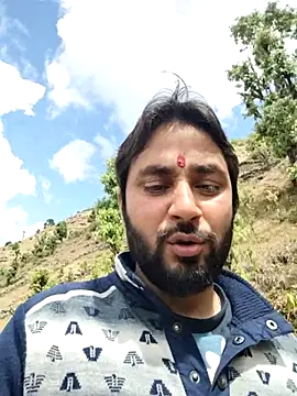 Cute Lucky online show from April 9, 6:19 am