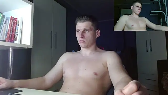 Poliglotjoe1 online show from December 6, 12:18 am