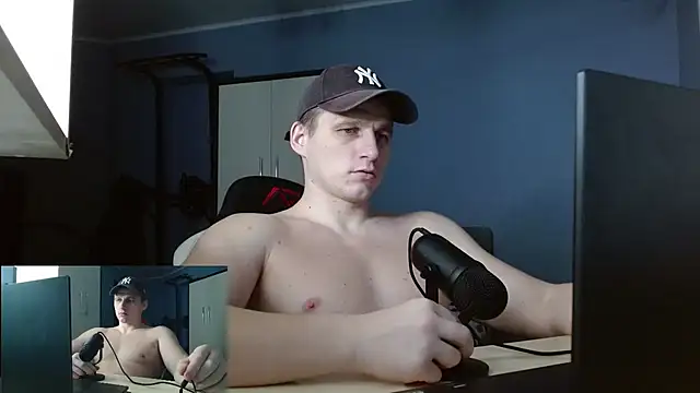 Poliglotjoe1 online show from January 15, 11:51 pm