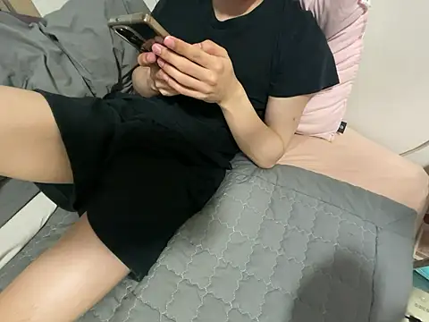   kim online show from June 3, 2:08 pm