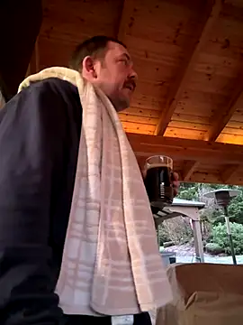 jubelale online show from November 30, 3:25 pm