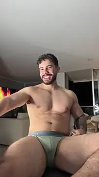 Valenthino Salvatore online show from March 18, 5:54 am