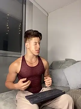 Maxx cooper online show from December 3, 4:07 am