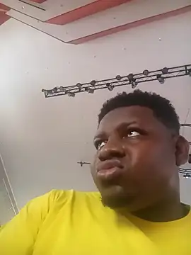 LovelyHughes online show from February 7, 11:39 am