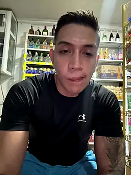 OliverWest04 online show from December 20, 3:13 am