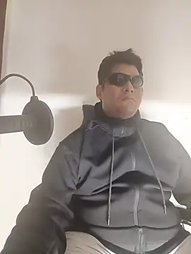 Alphacashmaster777 online show from July 14, 3:29 pm