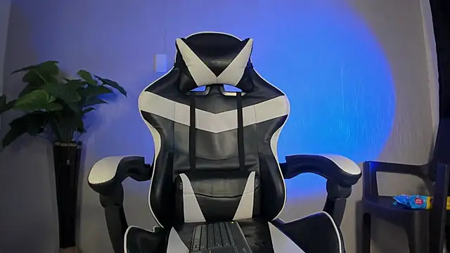 Brand Collins online show from December 17, 8:26 pm