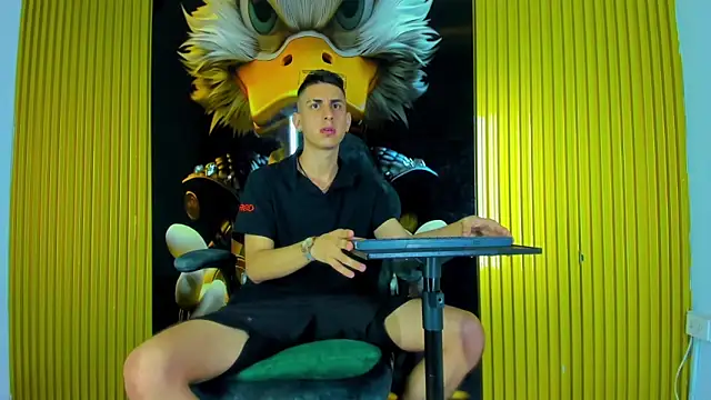 twink scott  online show from December 23, 5:05 am