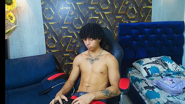 kim curlyy online show from April 16, 4:12 am