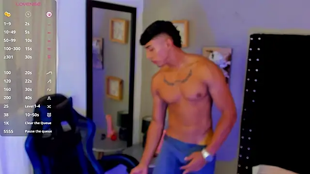 Bryan robayo5 online show from March 22, 4:23 pm