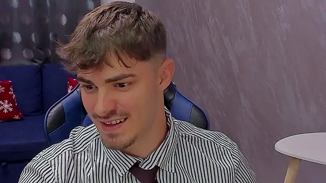 greekgod199 online show from July 14, 6:47 pm