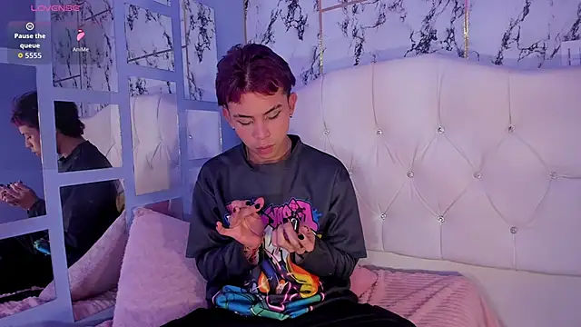 Prince Apolo online show from January 7, 8:36 pm