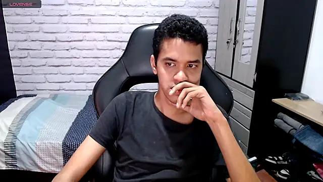 not4work online show from March 15, 2:41 am