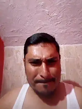 cristian112090 online show from February 4, 9:10 pm