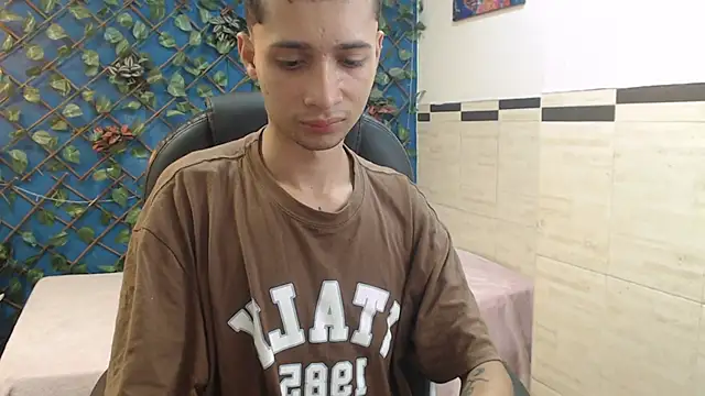 LucassSmith11 online show from March 22, 3:17 pm