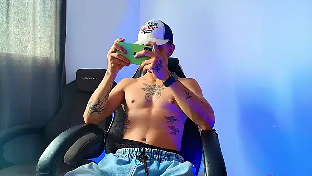 liorvante online show from January 31, 9:24 pm