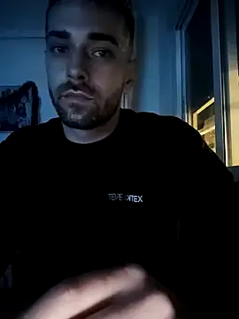 Elchicomalo29 online show from January 10, 11:20 pm