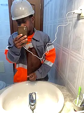 CorrectBrook76 online show from December 2, 11:43 pm