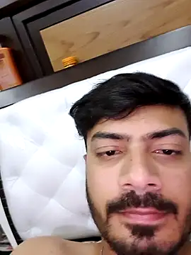 farooq2001 online show from December 2, 10:59 pm