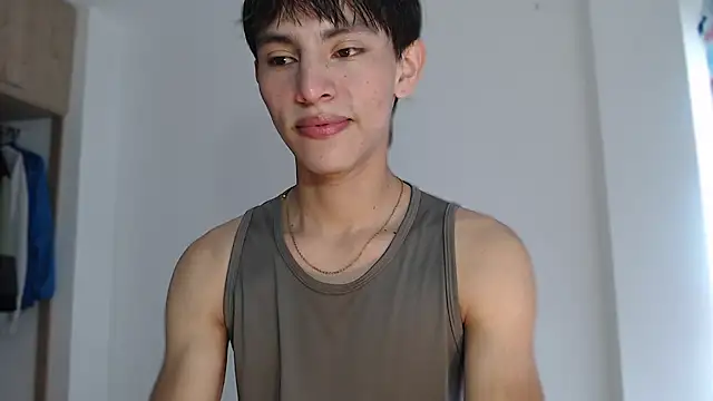 andrew courtzz online show from March 7, 6:49 pm