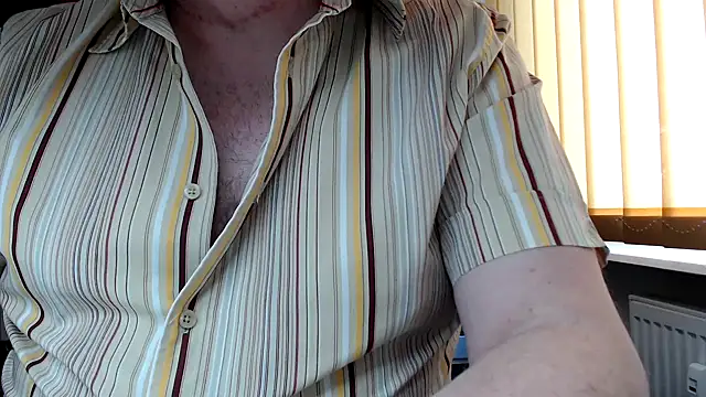 xm0rtix online show from April 8, 7:52 am