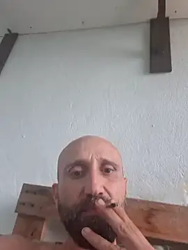 illann97126 online show from December 14, 10:44 am