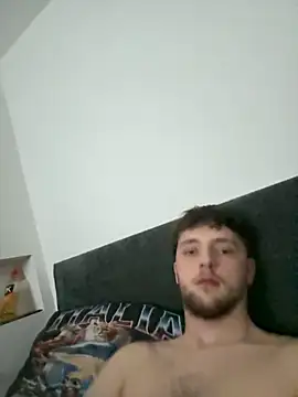 clough03 online show from March 28, 4:02 am