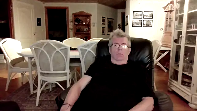 Mortimer Orawan online show from February 3, 5:51 pm